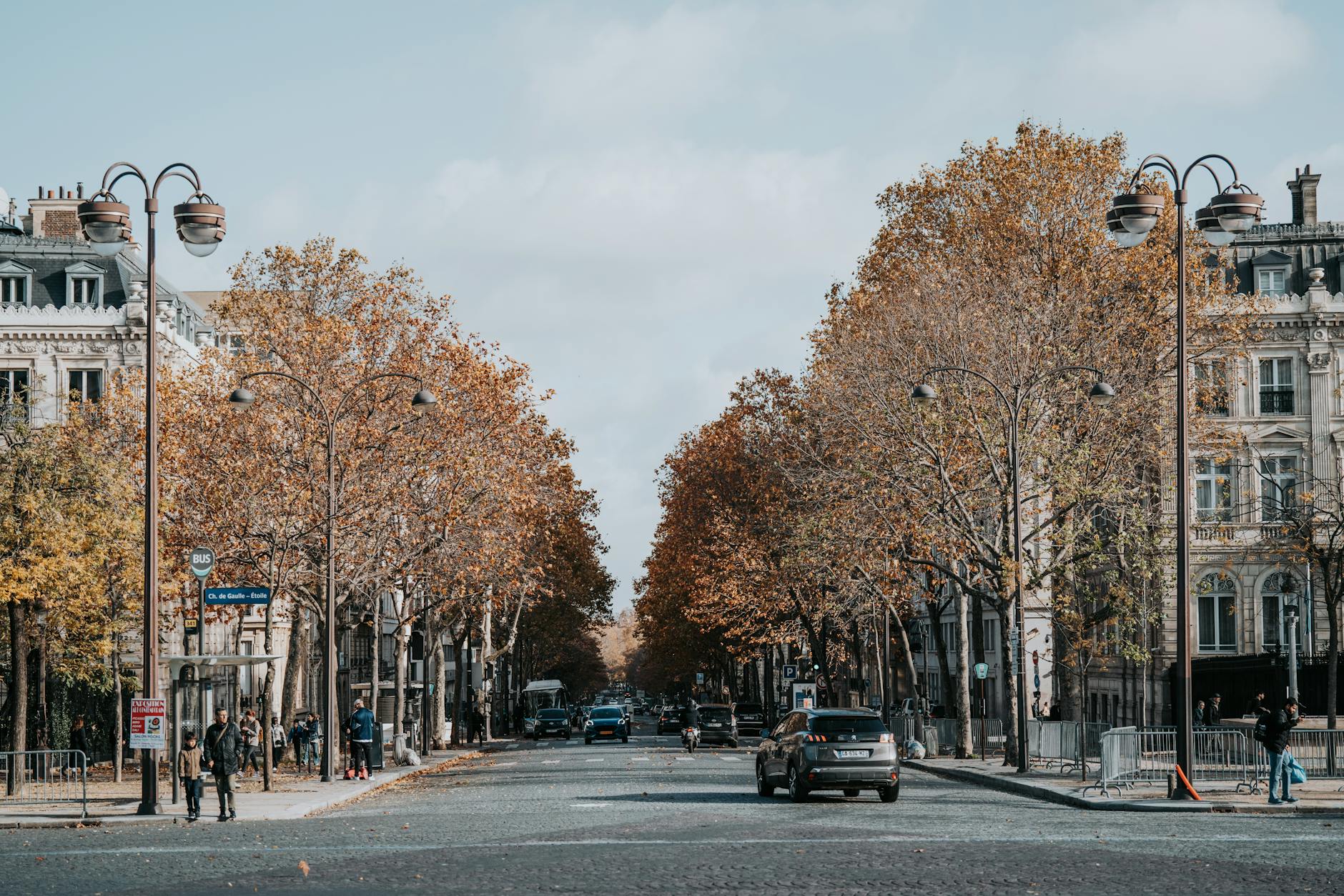 France autumn - Paris Street - Melhores destinos na França