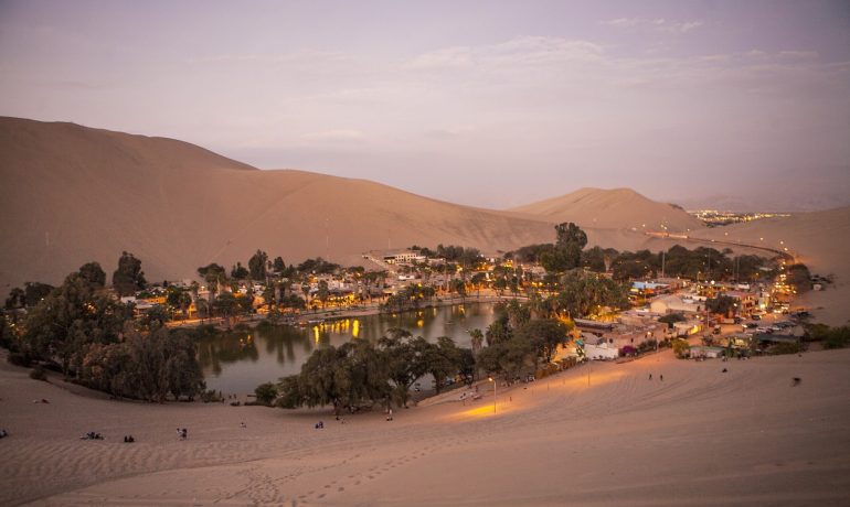 peru, huacachina, sandboarding - Experiências ao Ar Livre em Huacachina