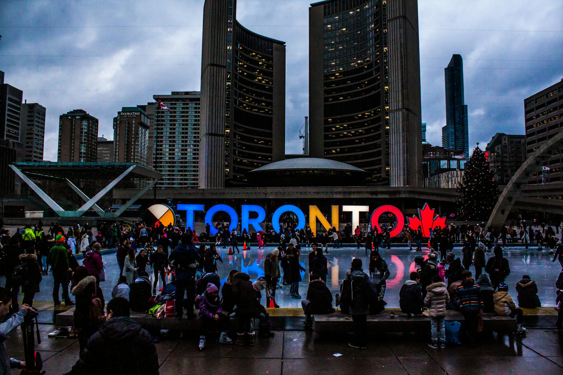 Toronto - Explore o Canadá neste verão!